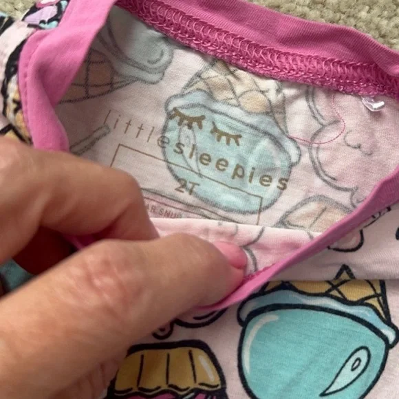 Little Sleepies 2T - Picture 3 of 4